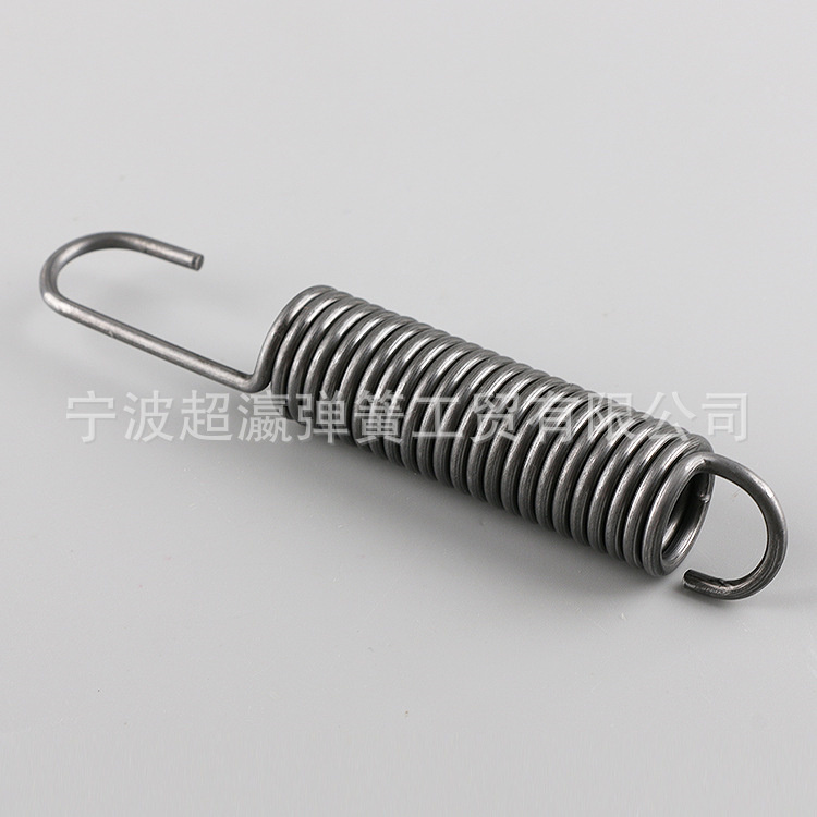 Muelle de extensión helicoidal con anilla y gancho.